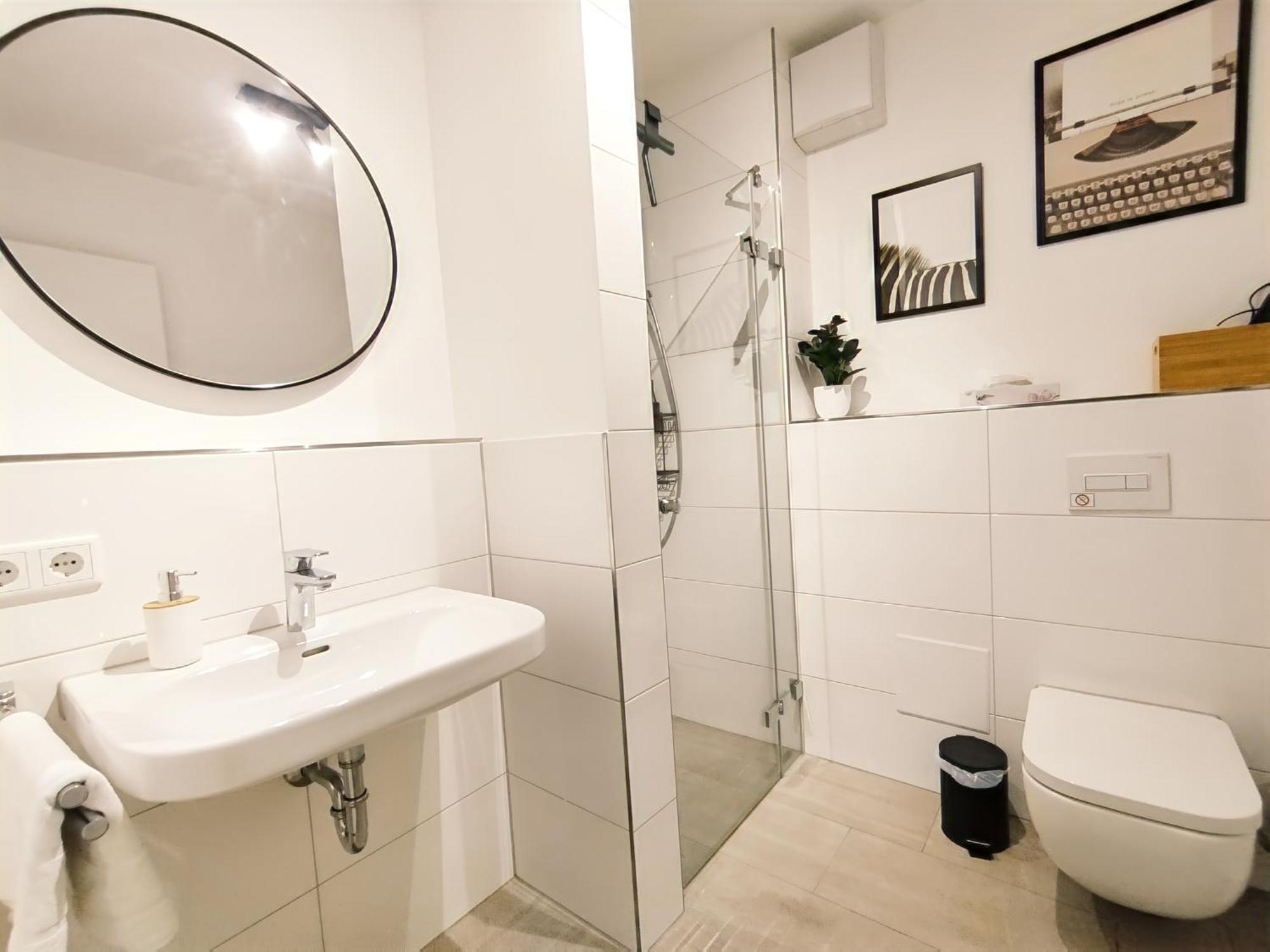 Bright Apartment Fuer Bis Zu 5 Erlangen Buitenkant foto