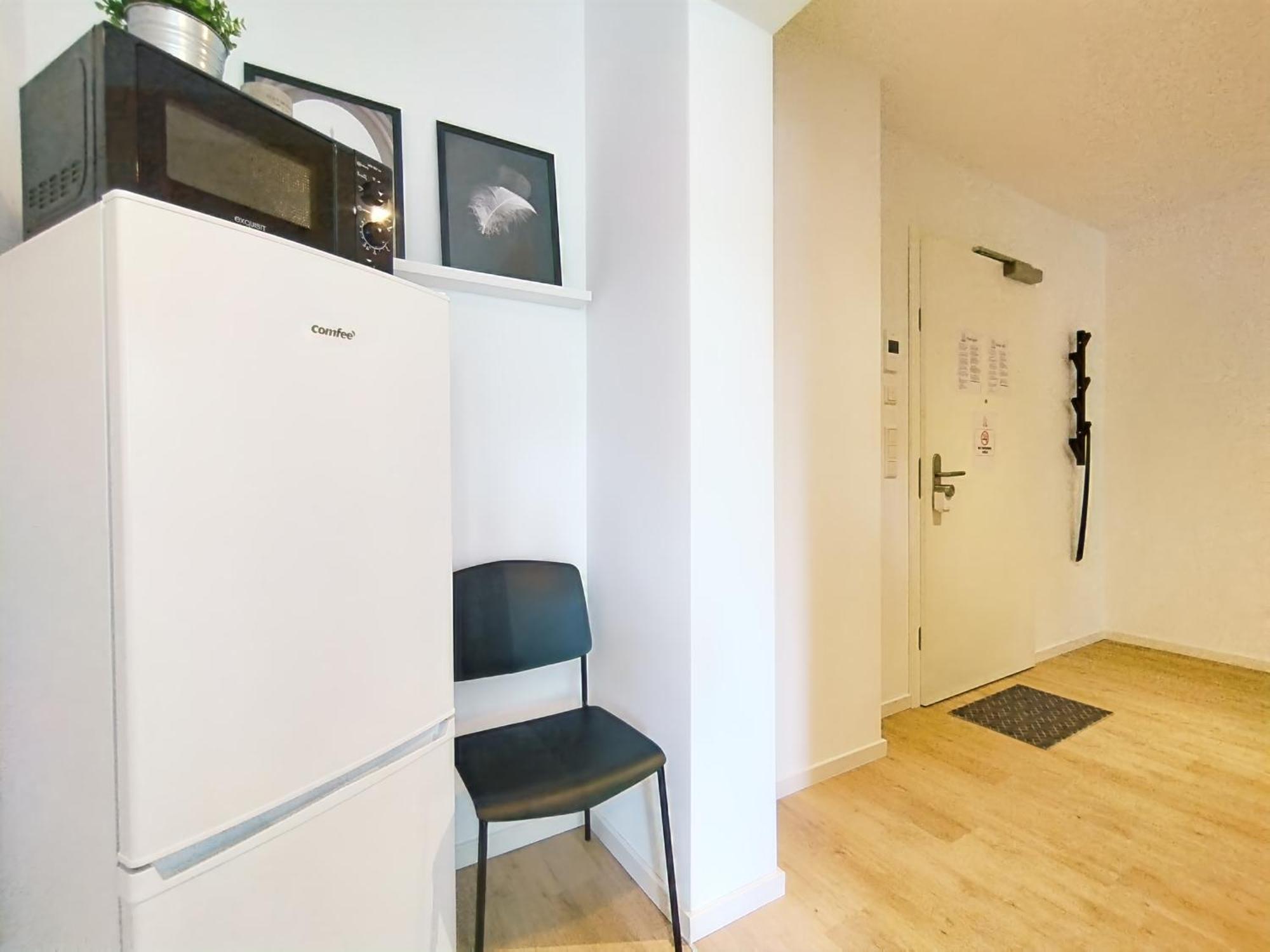 Bright Apartment Fuer Bis Zu 5 Erlangen Buitenkant foto