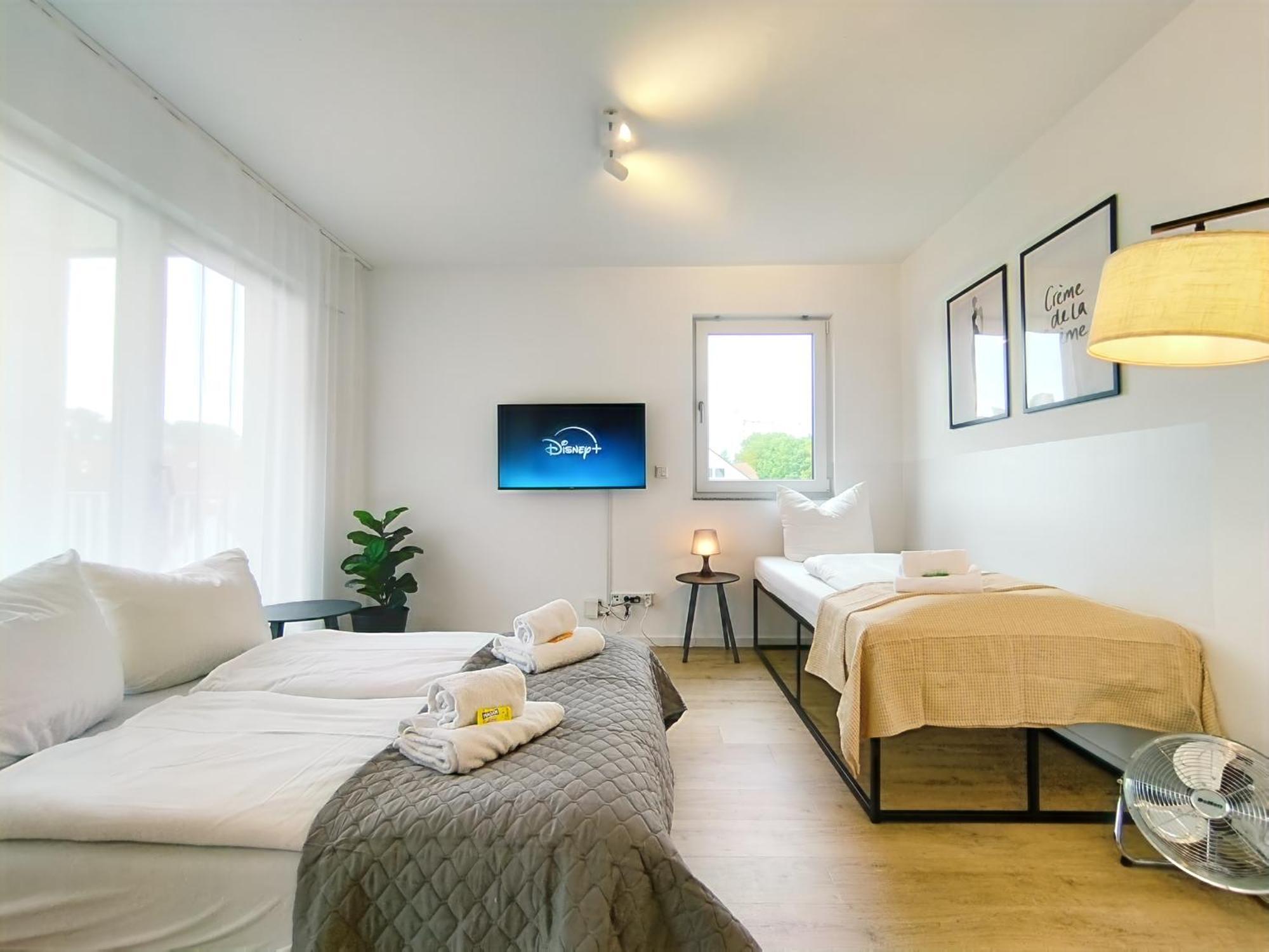 Bright Apartment Fuer Bis Zu 5 Erlangen Buitenkant foto
