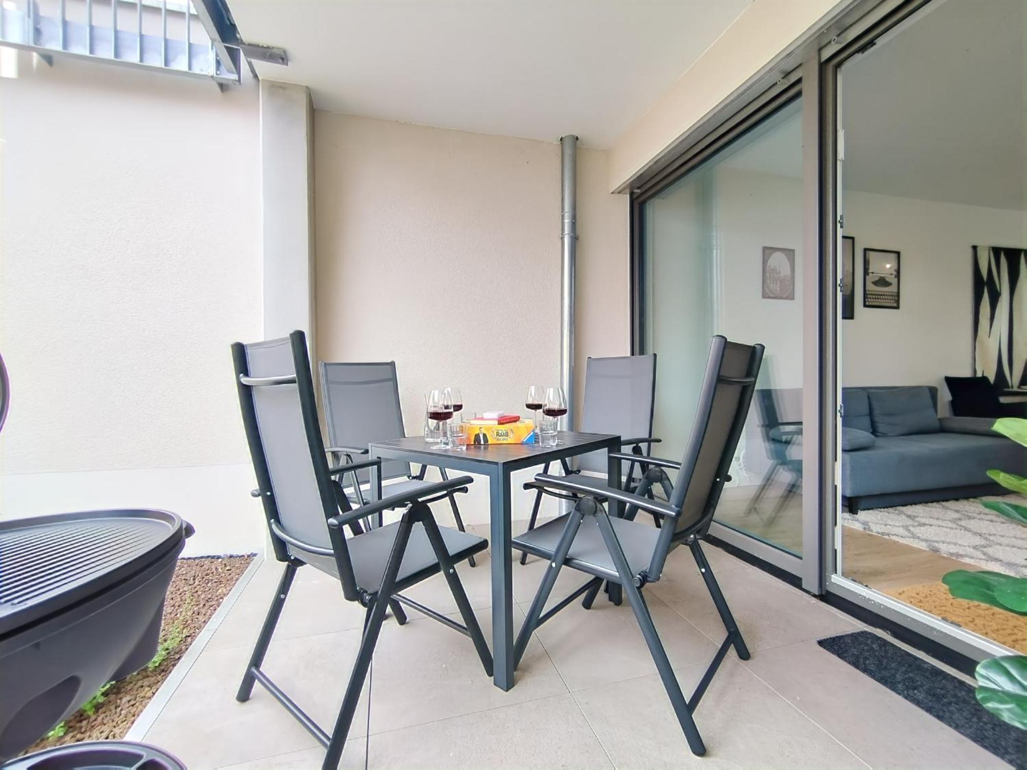 Bright Apartment Fuer Bis Zu 5 Erlangen Buitenkant foto