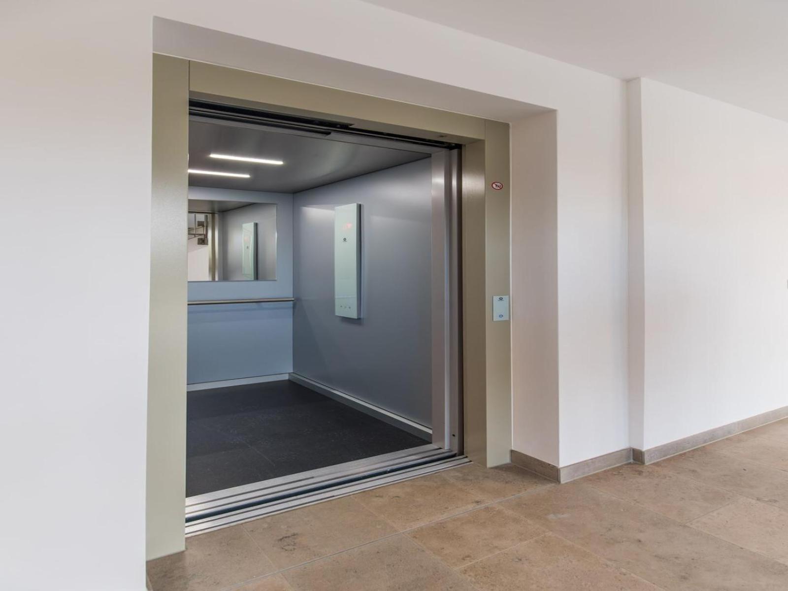 Bright Apartment Fuer Bis Zu 5 Erlangen Buitenkant foto